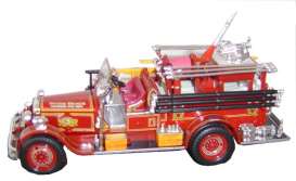 Seagrave  - 1931 red - 1:50 - Signature Models - sig32380 | Toms Modelautos