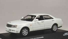 Nissan  - white - 1:43 - J Collection - jc02006WP | Toms Modelautos