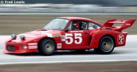 Porsche  - 1980 red - 1:43 - TrueScale - m114313 - tsm114313 | Toms Modelautos