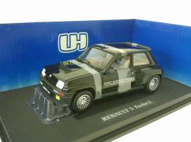 Renault  - 1985 black - 1:18 - Universal Hobbies - UH4541 | Toms Modelautos