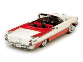 Dodge  - Custom Royale Lancer 1959 red/white - 1:18 - SunStar - 5471 - sun5471 | Toms Modelautos