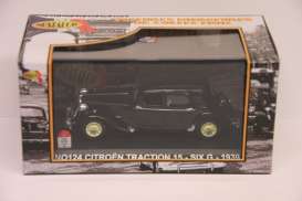 Citroen  - 1939 black - 1:43 - Nostalgie - nost124 | Toms Modelautos