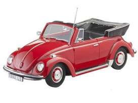 Volkswagen  - 1970 red - 1:18 - Revell - Germany - 8470 - revell8470 | Toms Modelautos