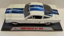 Shelby  - 1966 white w/blue stripes - 1:18 - Shelby Collectibles - shelby168-1 | Toms Modelautos