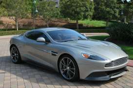 Aston Martin  - 2013 meteor silver - 1:43 - Kyosho - 5581ms - kyo5581ms | Toms Modelautos