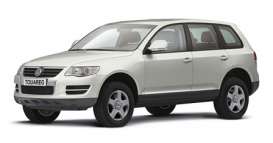 Volkswagen  - 2010 silver leaf metallic - 1:18 - Kyosho - 8822sl - kyo8822sl | Toms Modelautos