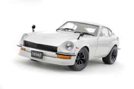 Nissan  - w - 1:18 - Kyosho - 8219WK - kyo8219WK | Toms Modelautos