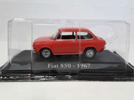 Fiat  - 1967 red - 1:43 - Magazine Models - RBA850 - magRBA850 | Toms Modelautos