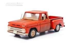 Chevrolet  - 1963 red-orange - 1:18 - GreenLight - 12863 - gl12863 | Toms Modelautos