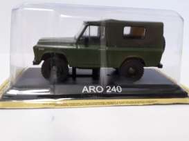 ARO  - 240 green - 1:43 - Magazine Models - lcAro240 - maglcAro240 | Toms Modelautos