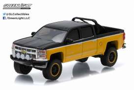 Chevrolet  - 2015 yellow/black - 1:64 - GreenLight - 35020E - gl35020E | Toms Modelautos