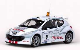 Peugeot  - 2006 white - 1:18 - SunStar - 5431 - sun5431 | Toms Modelautos