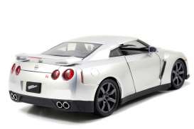 Nissan  - silver - 1:18 - Jada Toys - 97255 - jada97255 | Toms Modelautos