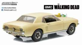 Ford  - 1967 cream - 1:18 - GreenLight - 12958 - gl12958 | Toms Modelautos