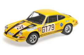 Porsche  - 1970 yellow - 1:18 - Minichamps - 107706879 - mc107706879 | Toms Modelautos