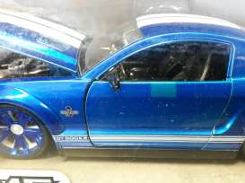 Shelby  - 2008 blue/white - 1:24 - Jada Toys - 96729b - jada96729b | Toms Modelautos