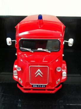 Citroen  - 1962 red - 1:24 - Welly - 24019fire - welly24019fire | Toms Modelautos