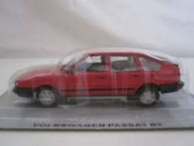 Volkswagen  - Passat B2 red - 1:43 - Magazine Models - PCvwB2 - magPCvwB2 | Toms Modelautos