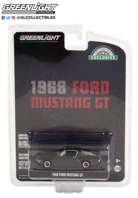 Ford  - Mustang GT 1968 highland green - 1:64 - GreenLight - 44723 - gl44723 | Tom's Modelauto's