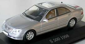 Mercedes Benz  - S-Class W220 1998 silver metallic - 1:43 - Maxichamps - 940036201 - mc940036201 | Tom's Modelauto's
