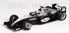 McLaren Mercedes Benz - 2004 silver/black - 1:43 - Minichamps - 530044305 - mc530044305 | Toms Modelautos