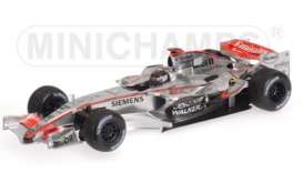 McLaren Mercedes Benz - MP4/21 2006 silver - 1:18 - Minichamps - 53061803 - mc53061803 | Toms Modelautos