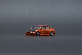 Mitsubishi  - Lancer Evolution VII 2001 custom orange/black - 1:64 - BM Creations - 64B0131 - BM64B0131lhd | Toms Modelautos