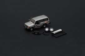 Mitsubishi  - Pajero 1st. generation 1983 silver - 1:64 - BM Creations - 64B0190 - BM64B0190 | Toms Modelautos