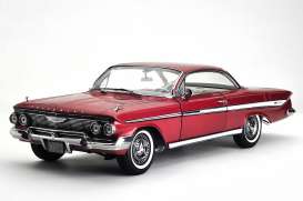 Chevrolet  - mpala Sport Coupe 1961 maroon - 1:18 - SunStar - 2108 - sun2108 | Toms Modelautos
