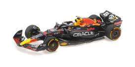 Oracle Red Bull Racing  - RB18 2022 blue/yellow/red - 1:43 - Minichamps - 417221711 - mc417221711 | Tom's Modelauto's