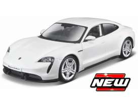 Porsche  - Taycan Turbo S white - 1:64 - Maisto - 15708W - mai15708W | Toms Modelautos