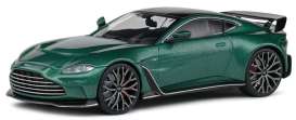 Aston Martin  - Vantage 2023 green - 1:43 - Solido - 4314101 - soli4314101 | Tom's Modelauto's