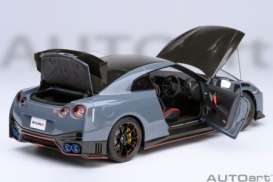 Nissan  - Skyline GT-R  2022 grey - 1:18 - AutoArt - 77505 - autoart77505 | Toms Modelautos