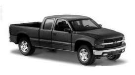 Chevrolet  - 1998 black - 1:24 - Maisto - 31941bk - mai31941bk | Toms Modelautos