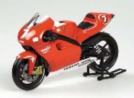 Yamaha  - 2001 red - 1:12 - Minichamps - 122016307 - mc122016307 | Toms Modelautos