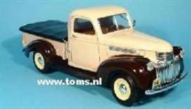 Chevrolet  - 1946 beige - 1:18 - Solido - 3036 - soli3036 | Toms Modelautos