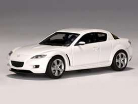 Mazda  - 2003 White - 1:43 - AutoArt - 55905 - autoart55905 | Toms Modelautos
