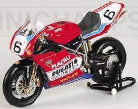 Ducati  - 2002 red - 1:12 - Minichamps - 122021296 - mc122021296 | Toms Modelautos