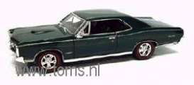 Pontiac  - 1966 dark green - 1:18 - Welly - 9856dg - welly9856dg | Toms Modelautos