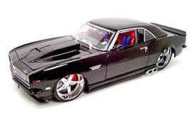 Chevrolet  - 1968 black - 1:18 - Maisto - 31066bk - mai31066bk | Toms Modelautos