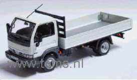 Nissan  - 2003 white - 1:43 - J Collection - jc055 | Toms Modelautos