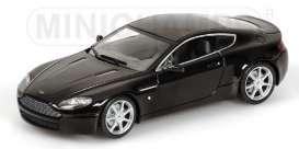 Aston Martin  - 2005 black - 1:43 - Minichamps - 400137420 - mc400137420 | Toms Modelautos