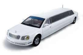 Cadillac  - 2004 white - 1:18 - SunStar - 4232 - sun4232 | Toms Modelautos