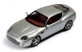 Aston Martin  - 2004 silver - 1:43 - IXO Models - moc059 - ixmoc059 | Toms Modelautos