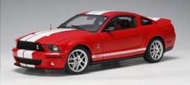 Ford  - 2007 white/red - 1:18 - AutoArt - 73051 - autoart73051 | Toms Modelautos