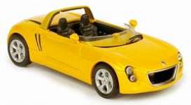 Volkswagen  - 2005 metallic yellow - 1:43 - Norev - 840110 - nor840110 | Toms Modelautos