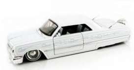 Chevrolet  - 1963 white - 1:24 - Jada Toys - 90738w - jada90738w | Toms Modelautos