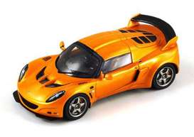 Lotus  - 2007 orange - 1:43 - Spark - S1232 - spaS1232 | Toms Modelautos