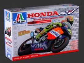 Honda  - 2002  - 1:9 - Italeri - 344601 - ita344601 | Toms Modelautos