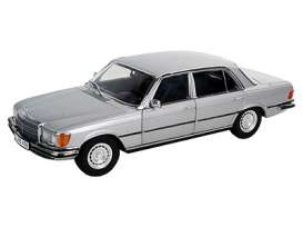 Mercedes Benz  - 1978 metallic silver - 1:18 - Revell - Germany - 08955 - revell08955 | Toms Modelautos